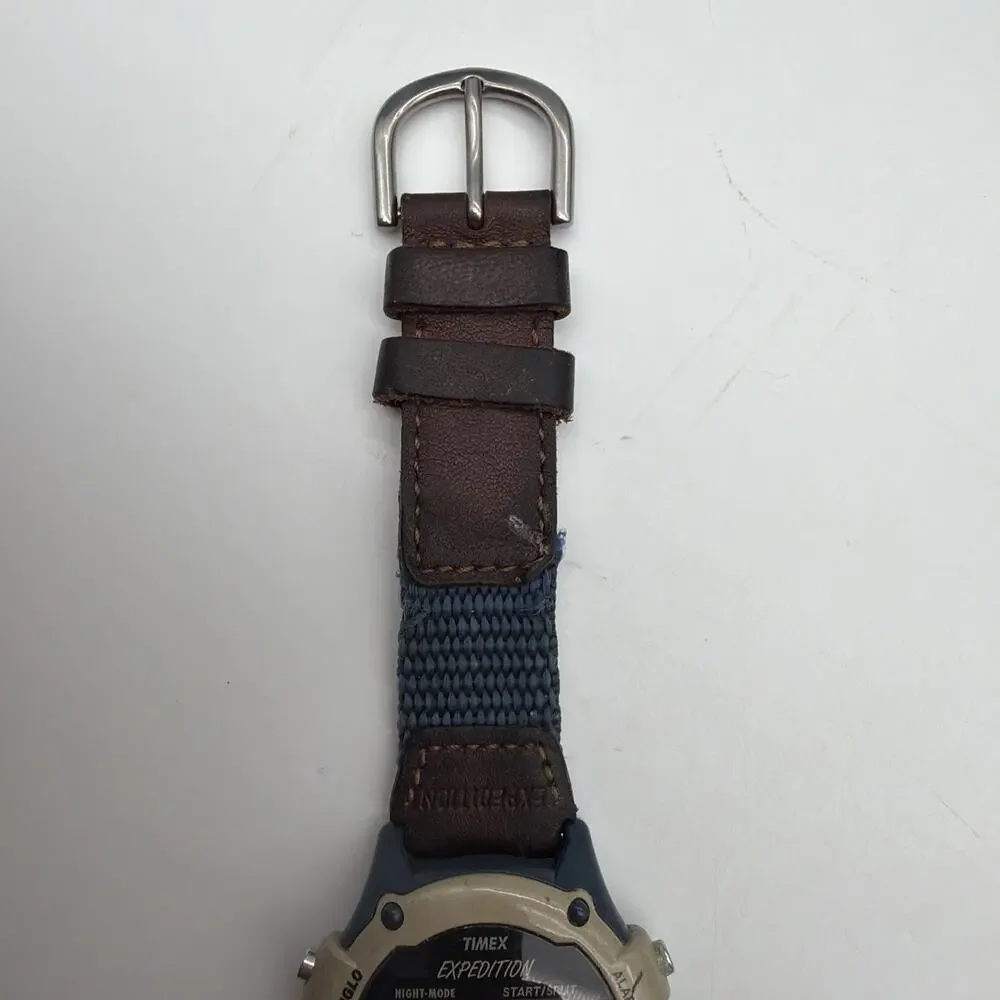 Vtg 1996 TIMEX Women's Or Boys Expedition 34mm Watch Alarm Chrono Timer Indiglo